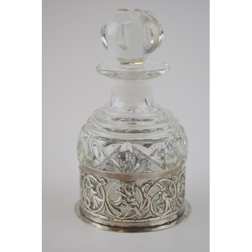 103 - Silver and glass perfume bottle with silver base, Birmingham 1904, W Hutton, 12cm tall.