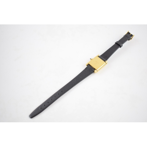 158 - Ladies vintage Raymond Weil Geneve wrist watch comprising a rectangular black dial, case approx 21mm... 