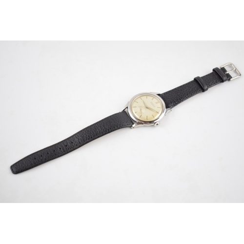 160 - Gentleman's vintage Monitor Antimagnetic Incabloc wrist watch, comprising a round silver tone dial w... 