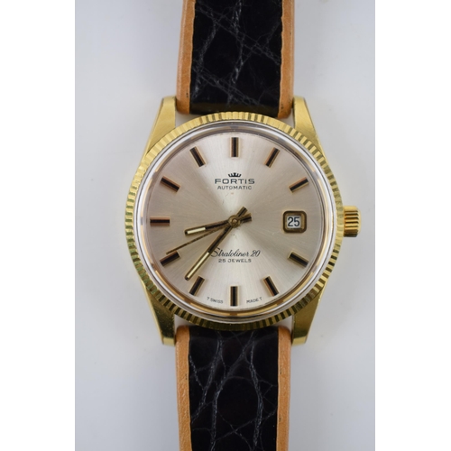 161 - Gentleman's vintage Fortis Automatic date Stratoliner 20, 25 jewels wrist watch, comprising a round ... 