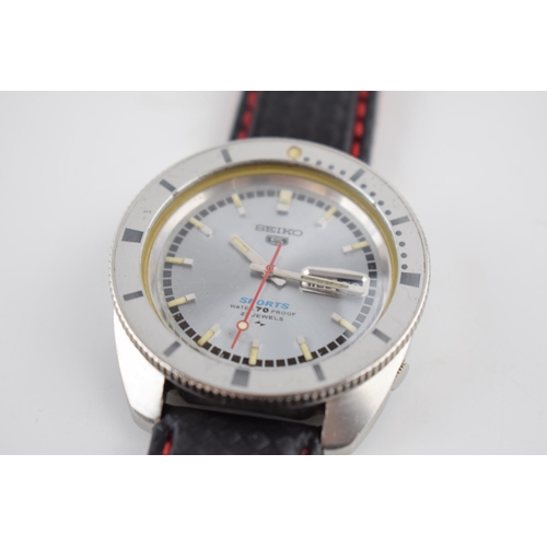 162 - Gentleman's vintage Seiko 5 Automatic Sports 