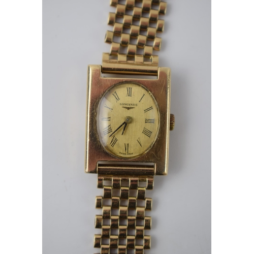 170 - Longines heavy ladies 9ct hallmarked gold watch and hallmarked 9ct gold bracelet, manual wind.  Gros... 