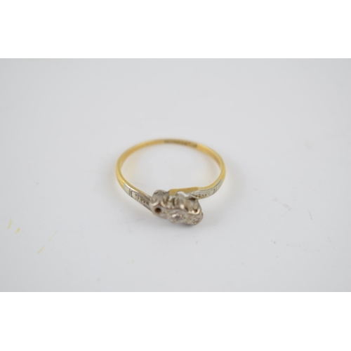 239 - 18ct gold and platinum diamond ring, 2.2 grams, stone missing.