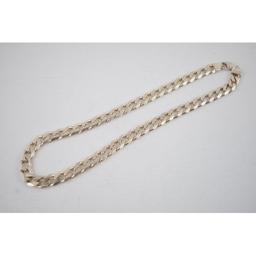 89 - Boxed silver curb link chain with lobster claw clasp marked 925 Italy. Length 51cm / 20