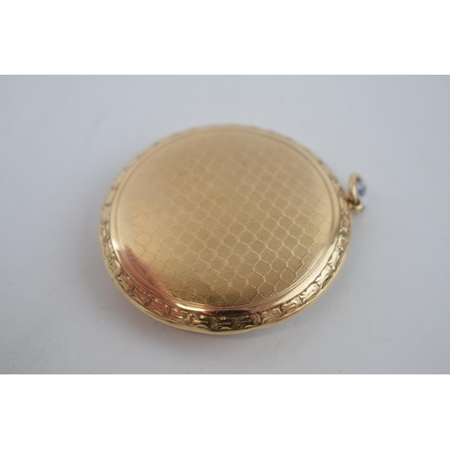 346 - 9ct gold circular rouge compact, decorated to front and reverse, loop to top, mirror to interior, Bi... 