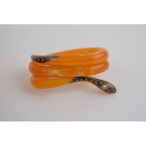 362 - Silver and amber snake scarf clip, 4.7 grams.