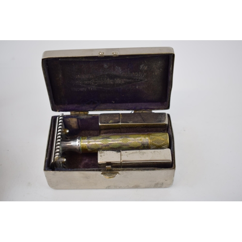 484 - A collection of vintage shaving items to include boxed Gillette PAT. 133963, An Every Razor, Ronson ... 