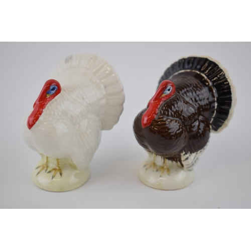 66 - Beswick miniature turkeys to include bronze turkey 2067 and white turkey 2067 (2 - both slight af).