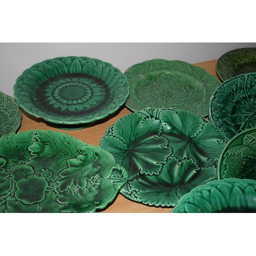 132K - A large collection of 19th century green glaze pottery to include Wedgwood and dishes with shells, f... 