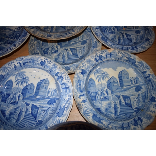 132Q - 19th century Spode blue and white transfer ware in the Caramanian pattern, part dinner set, to inlcu... 