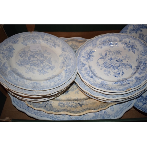 132T - A large collection of 19th century blue and white pottery in the Asiatic Pheasant design to include ... 