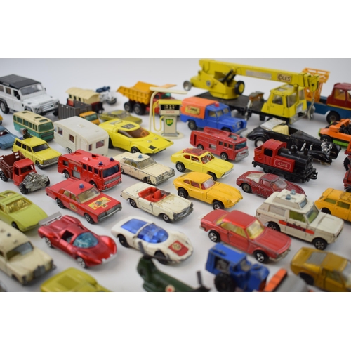 457 - A collection of vintage die cast model toy collectables to include Matchbox, Dinky, Lesney, Corgi an... 