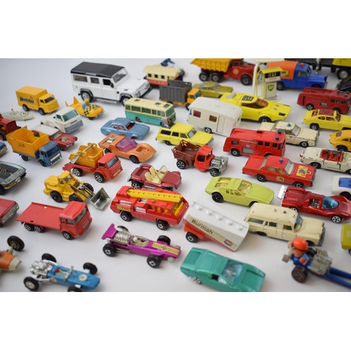 457 - A collection of vintage die cast model toy collectables to include Matchbox, Dinky, Lesney, Corgi an... 