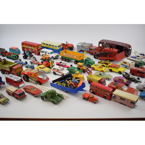 458 - A collection of vintage die cast model toy collectables to include Matchbox, Dinky, Lesney, Corgi an... 