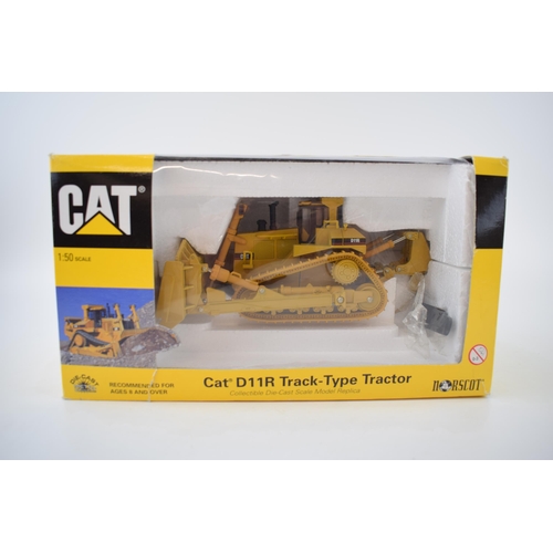 462 - Boxed CAT D11R Track-Type Tracto, 1:50 scale model, 1999.