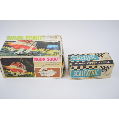 465 - Boxed Moon Scout vintage toy, made in Hong Kong, battery operated, with a Scalextric Mini Cooper in ... 