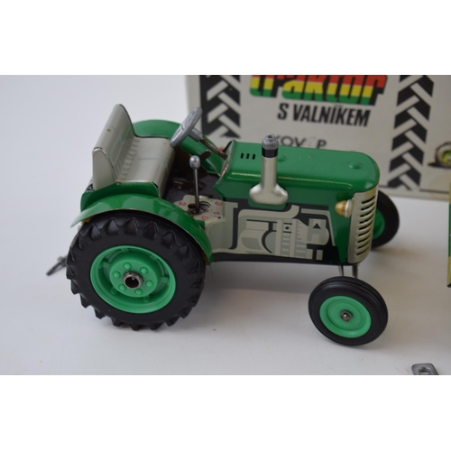 489 - Boxed Zetor Traktor / Tractor and trailer, Kovap Czechoslovakia, in green colourway, with yellow tra... 