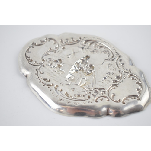 206 - Hallmarked silver embossed pin tray with a romantical scene amongst sheep, London 1904, 33.6 grams, ... 