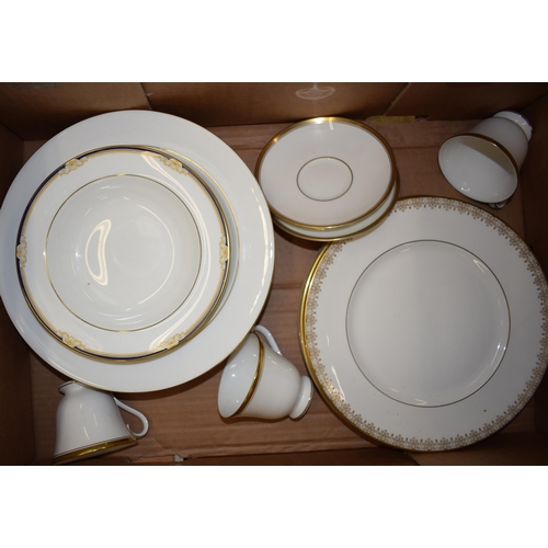 169 - Royal Doulton large dinner plates x 6 in the Gold Lace pattern with 4 Wedgwood Cavendish soup bowls,... 