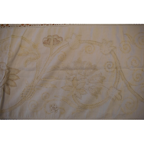 329 - 19th century hand embroidered table / bed runner in white linen with hand macrame lace to boarder. I... 