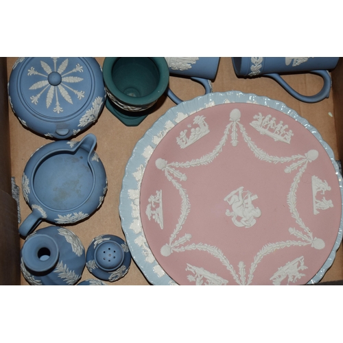 162 - A collection of Wedgwood jasperware to include blue, teal and pink items, (Qty)