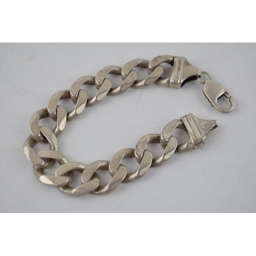 174 - Sterling silver heavy curb link bracelet, 50.0 grams, 20cm long.