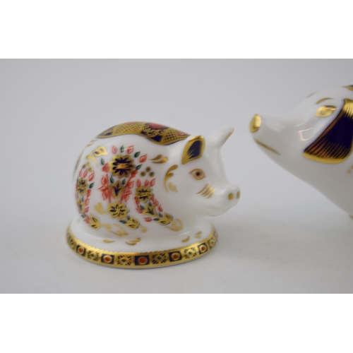 68 - Royal Crown Derby paperweight of an Imari Pig and Piglet, first quality with ceramic / gold stoppers... 