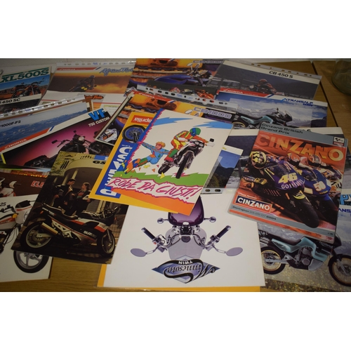 314 - A good collection of new old stock motorcycle dealership brochures from the 1980s and 90s. Brands an... 