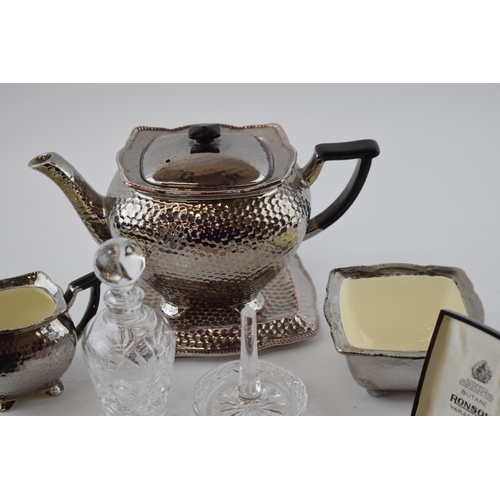 358 - A mixed collection of items to include a Grimwades Royal Winton tea set together with Wedgwood Jaspe... 