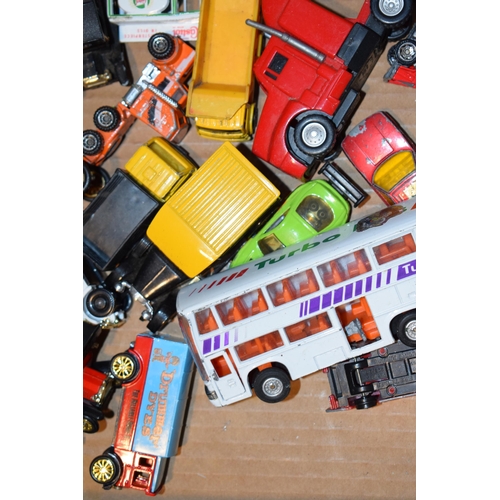 396 - A mixed collection of die cast toy cars to include Matchbox models of Yesteryear and a Chad Valley S... 