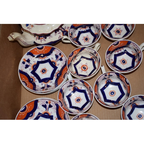 139 - A porcelain part tea service, early 20th century, to include a teapot and cover, of lobed circular s... 