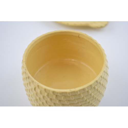 154 - Spode wicket basket / basket weave honey pot, circa 1833-1846 (3).