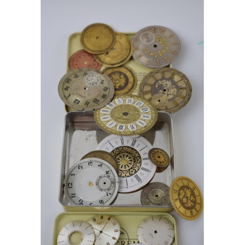 410 - A collection of over 100 pocket watch dials in ceramic or gilding finish. With good manufactures or ... 