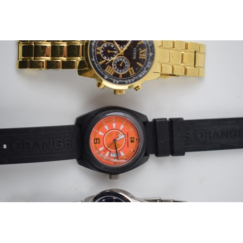 427 - A collection of gentleman’s fashion watches to include Lorus, Guess, Boss Orange and Juiicy Couture.... 