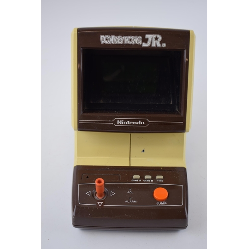 659 - Nintendo Donkey Kong JR vintage / retro arcade video game.