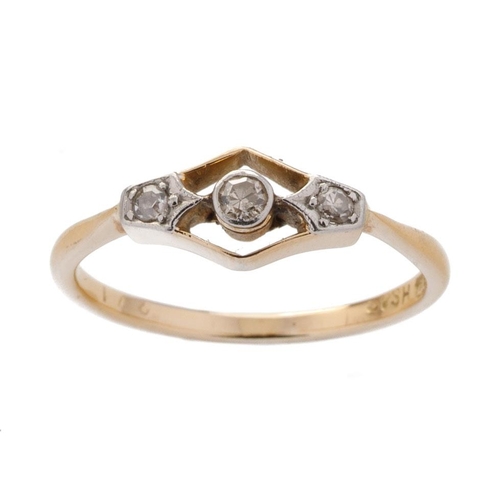 464 - 18ct gold and platinum diamond ring, in an Art Deco style, 2.3 grams, size N.