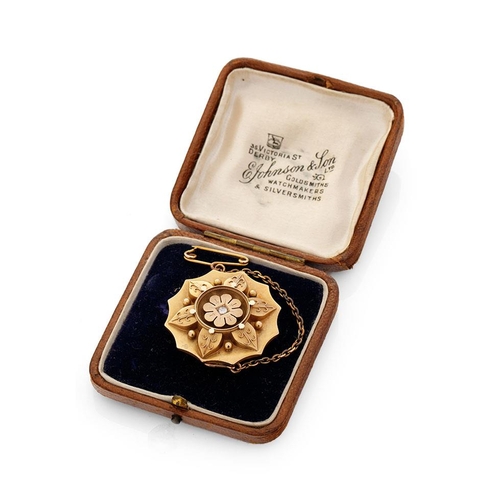 485 - 15ct gold brooch, in the form of a flower, with central diamond and locket reverse, with metal safet... 