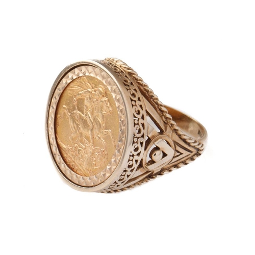 591 - FULL sovereign ring, loose mounted in a 9ct gold hallmarked ring mount.  Ring size W.  Gross weight ... 