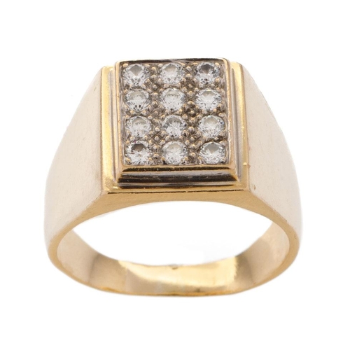 593 - 18ct gold large & heavy 12 diamond set ring, weight 19.9g.  Total diamond weight 1.00ct approx. (12 ... 