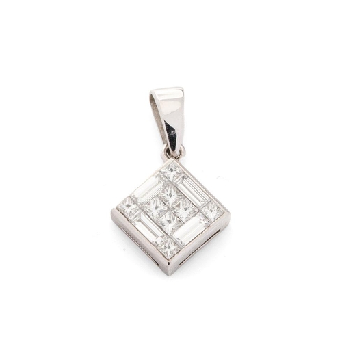 605 - 18ct white gold pendant set 12 diamonds –8 x square & 4 x baguette.  Face measures 9mm x 9mm.  Hallm... 