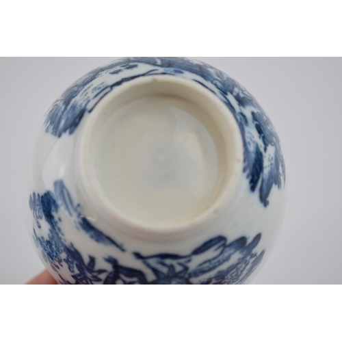 146 - A late 18th century blue and white transfer-printed porcelain Caughley Bell Toy pattern saucer, a Mo... 