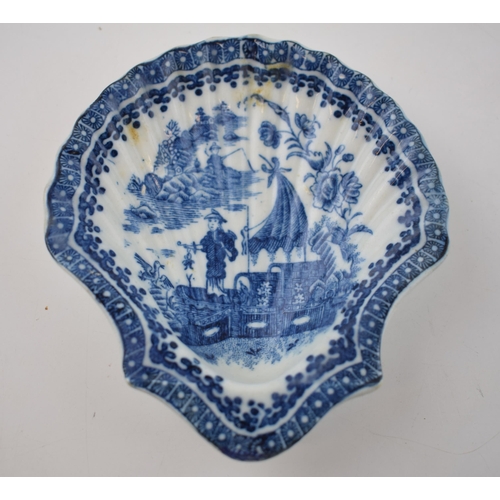 152 - A late 18th century blue and white transfer-printed porcelain Worcester Fisherman and Cormorant patt... 