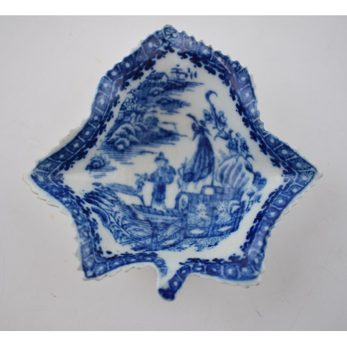 153 - A late 18th century blue and white transfer-printed porcelain Worcester Fisherman and Cormorant patt... 