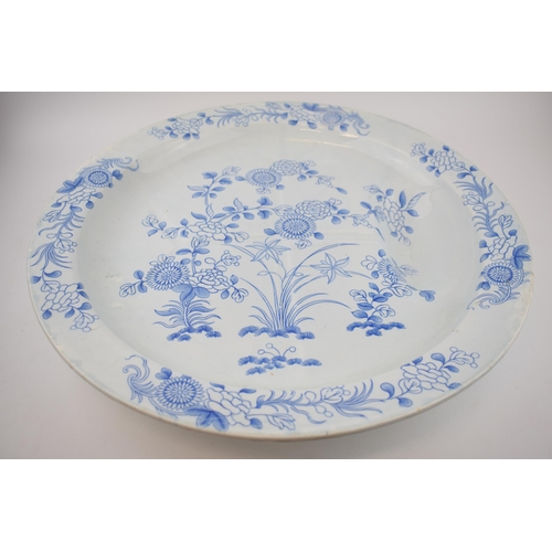 182 - An early 19th century blue and white transfer-printed Spode Chinese Flowers pattern large circular w... 