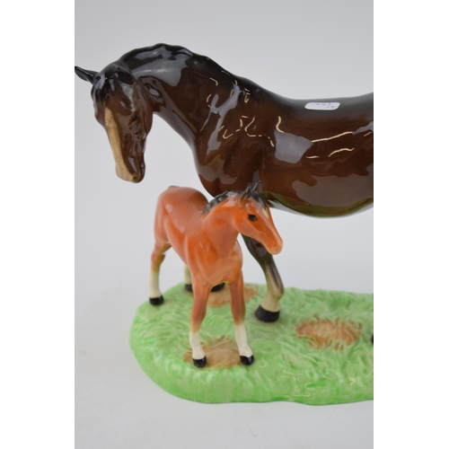 3 - Beswick horse and foal on ceramic base 953.