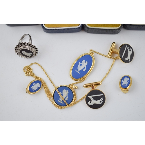 64 - A collection of Wedgwood Jewellery to include 6 silver Jasperware rings, a pair of silver mounted cu... 