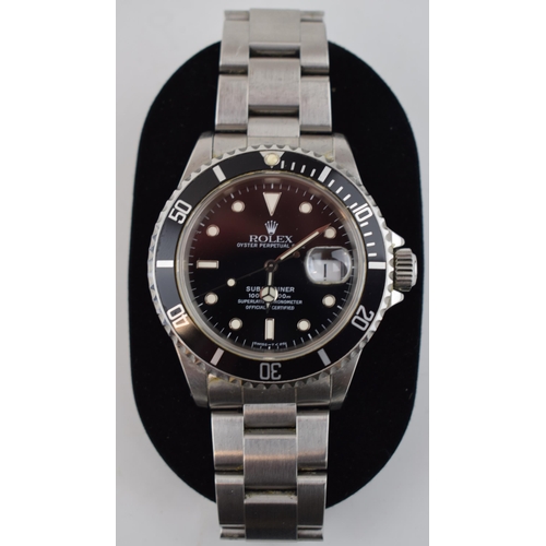 394 - Rolex Submariner Oyster Perpetual Date gentleman's wristwatch 16800, stainless steel Oyster bracelet... 