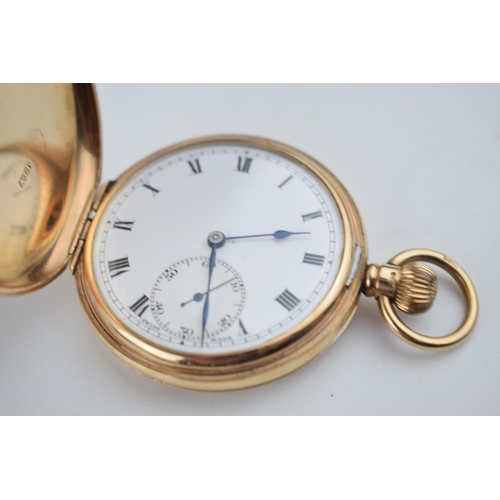 400 - 9ct gold full hunter pocket watch, top wind, roman numerals to white dial, winds, ticks, sets and ru... 