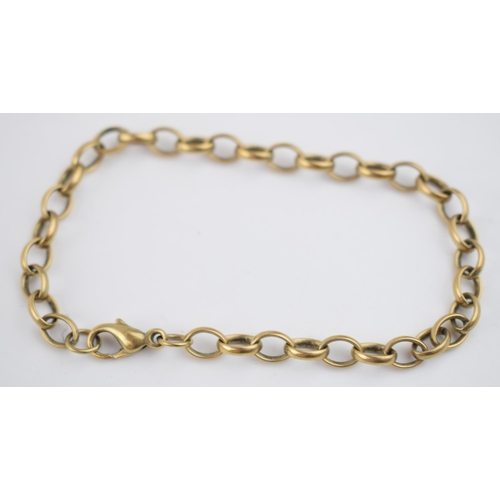 462 - 9ct gold braclet / chain, 22cm long, 10.7 grams.