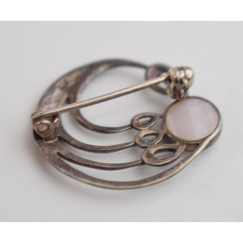 475 - Hallmarked silver brooch in the Charles Rennie Mackintosh style, 2.9 grams, Kit Heath, 26mm.